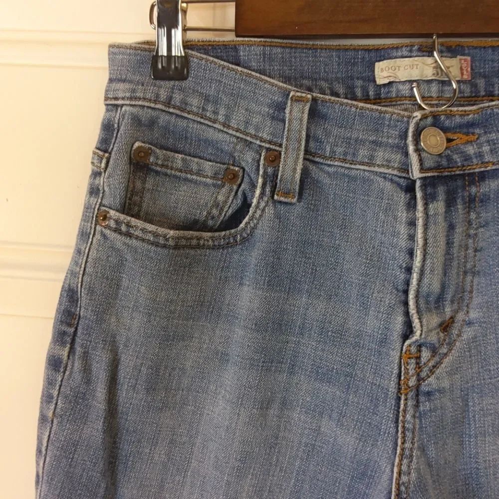 Levi's 515 five pocket boot cut jeans - Picture 5 of 11